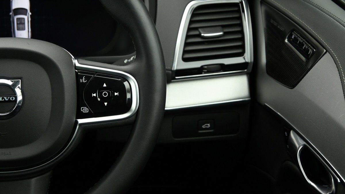 Volvo XC90 Image 16