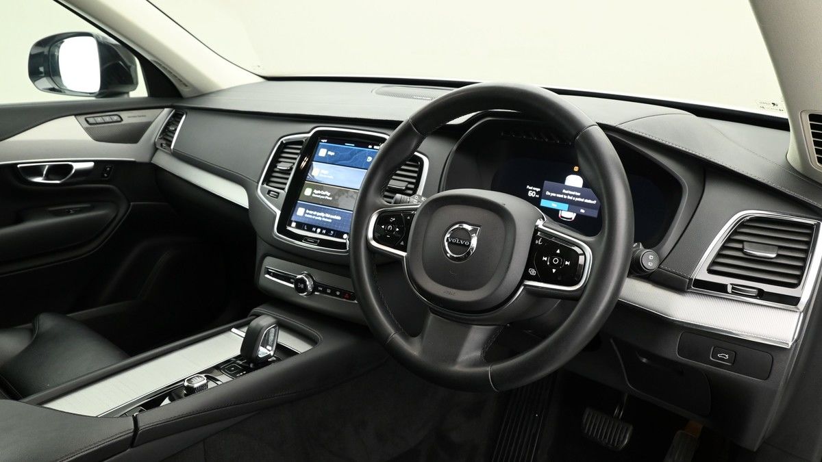 Volvo XC90 Image 3