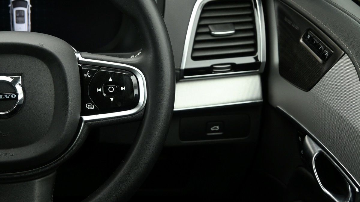 Volvo XC90 Image 16