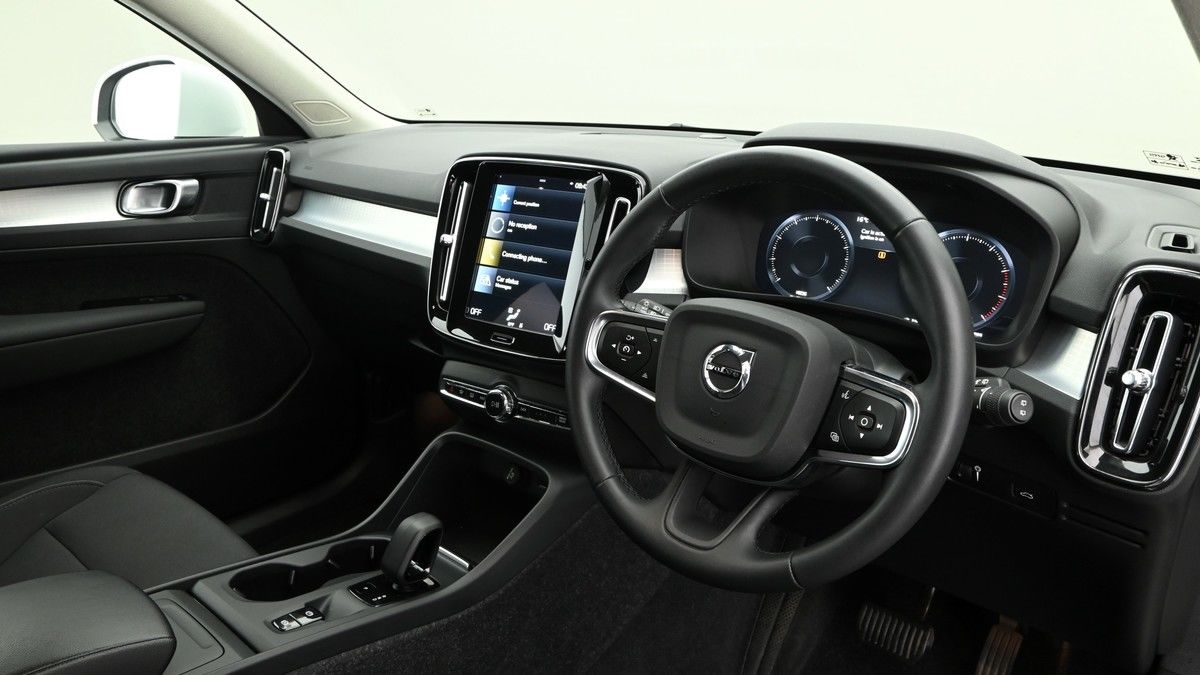 Volvo XC40 Image 3