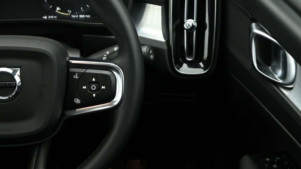 Volvo XC40 Image 16