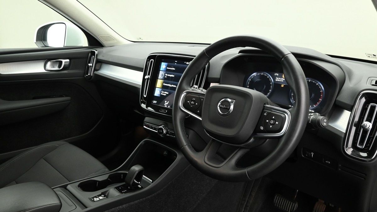 Volvo XC40 Image 3