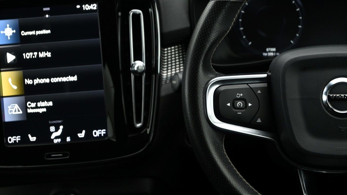 Volvo XC40 Image 15