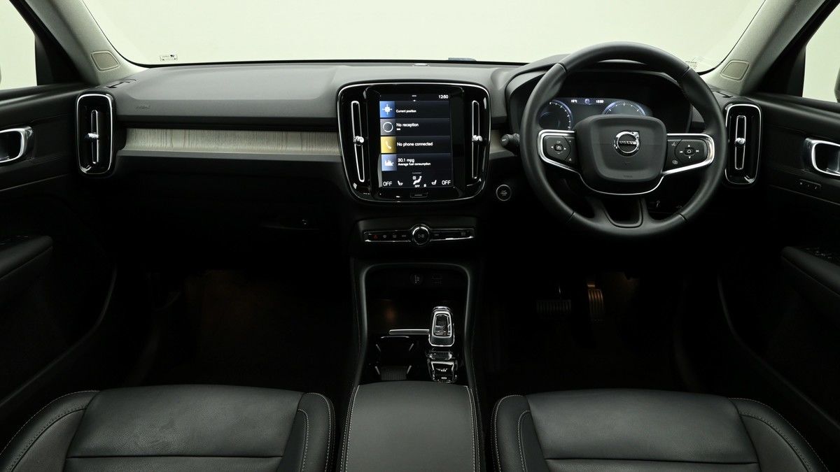 More views of Volvo XC40