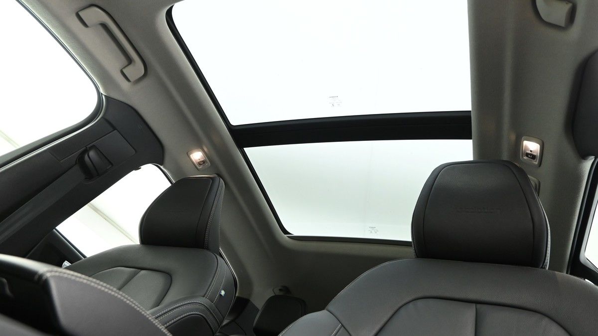 Volvo XC40 Image 2