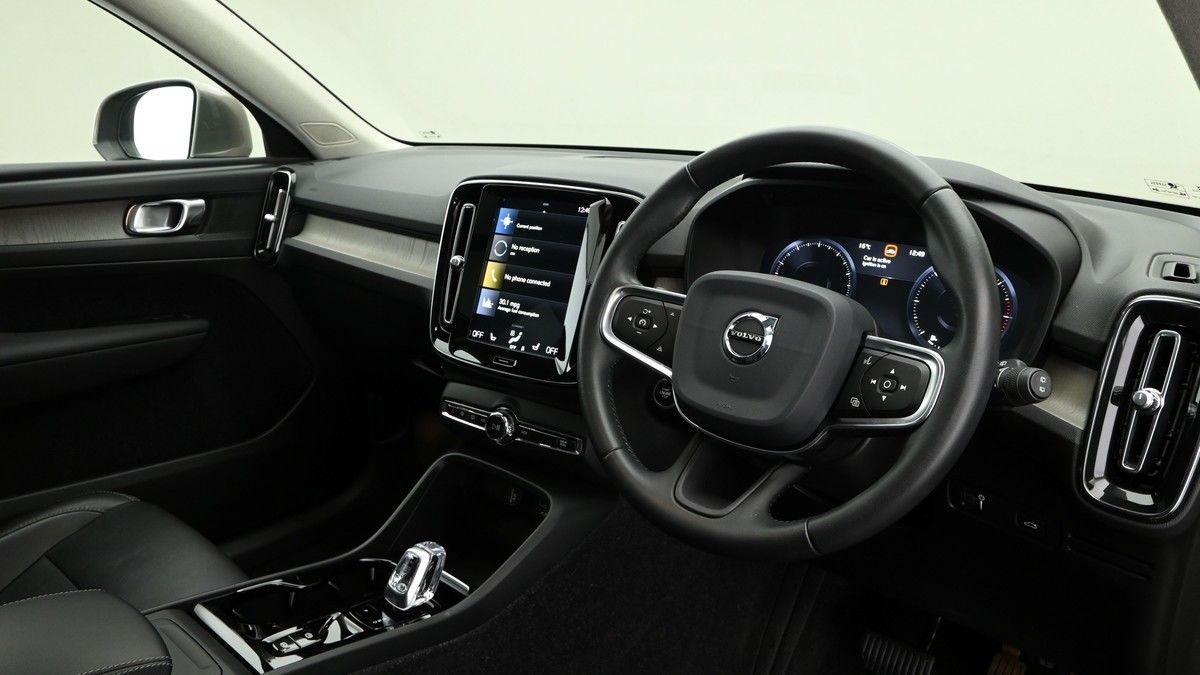 Volvo XC40 Image 3