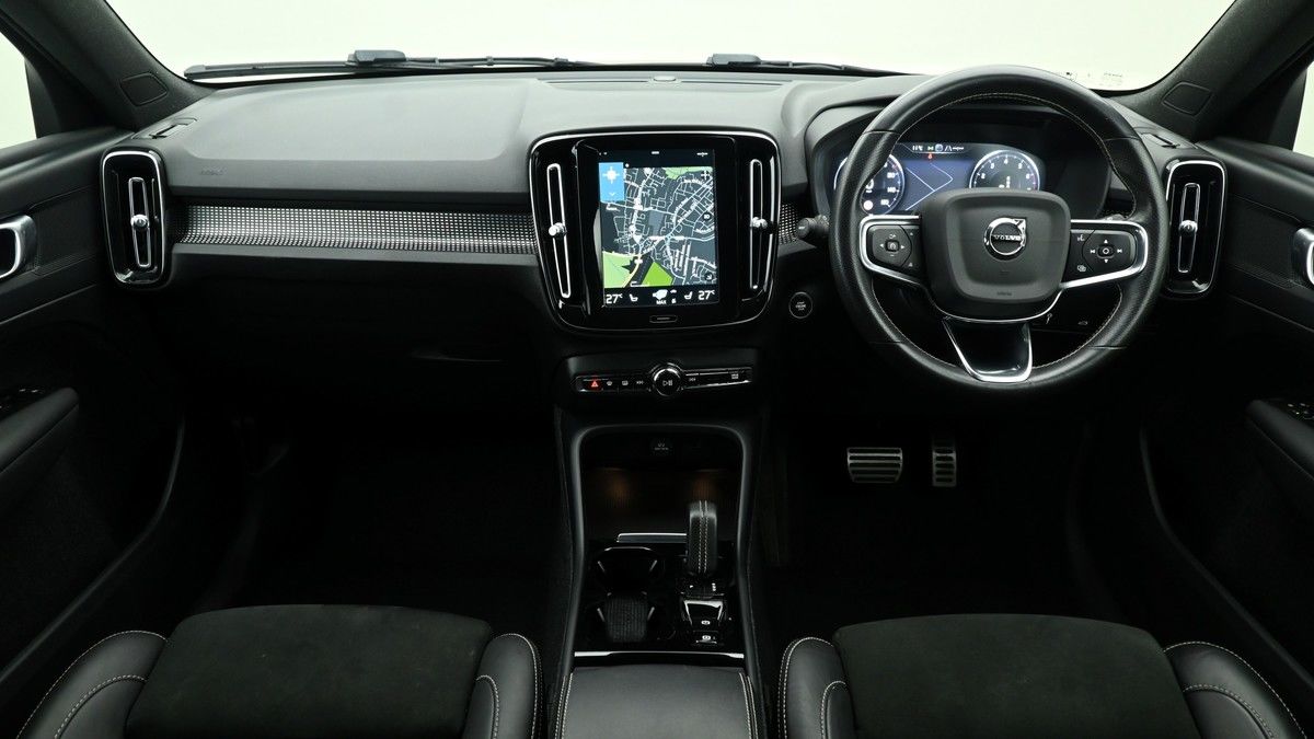 Volvo XC40 Image 12