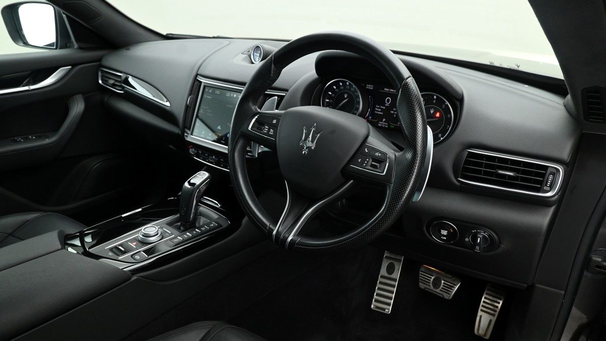 Maserati Levante Image 3