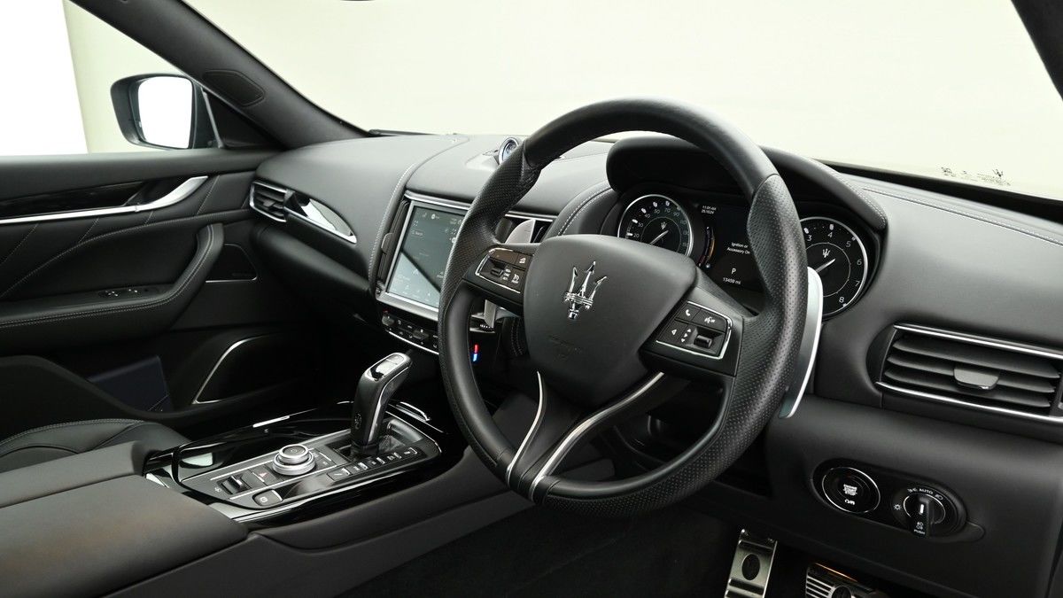 Maserati Levante Image 3