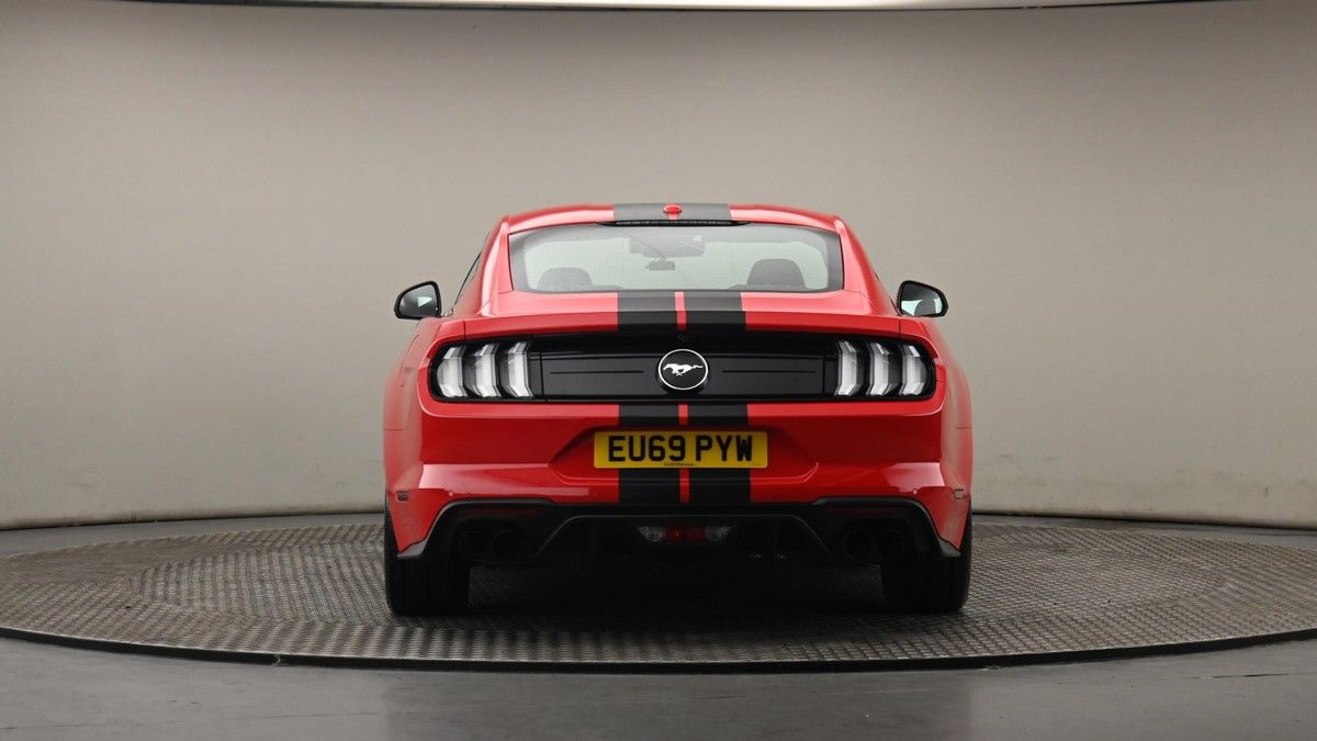 Ford Mustang Image 25