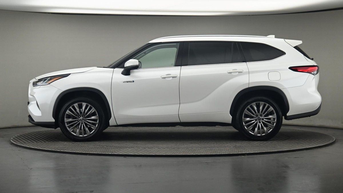 Toyota Highlander Image 11