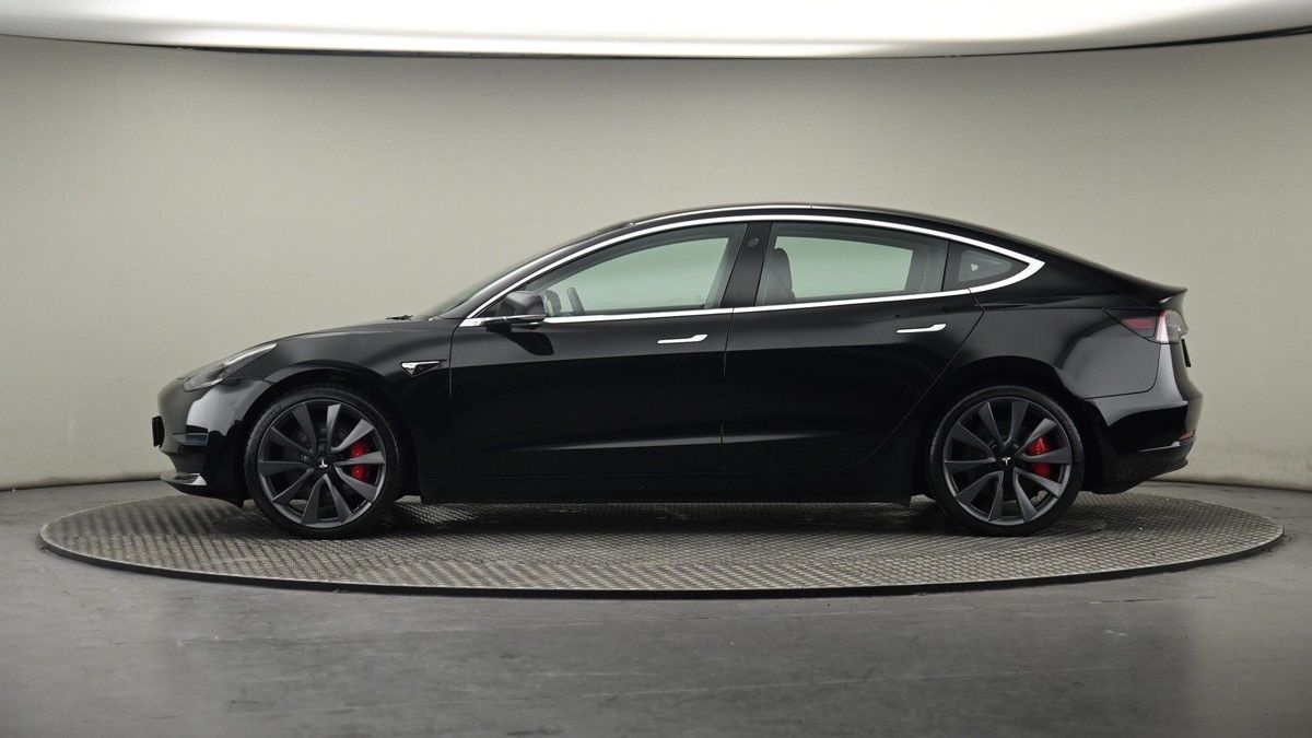 Tesla Model 3 Image 23