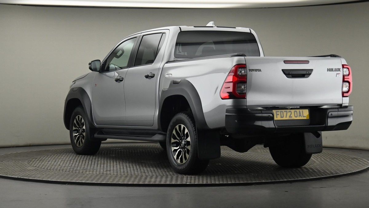 Toyota Hilux Image 24