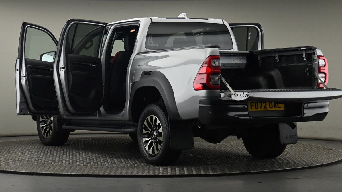 Toyota Hilux Image 29