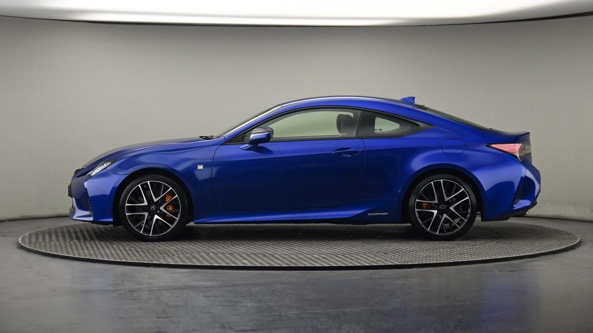 Lexus RC Image 23