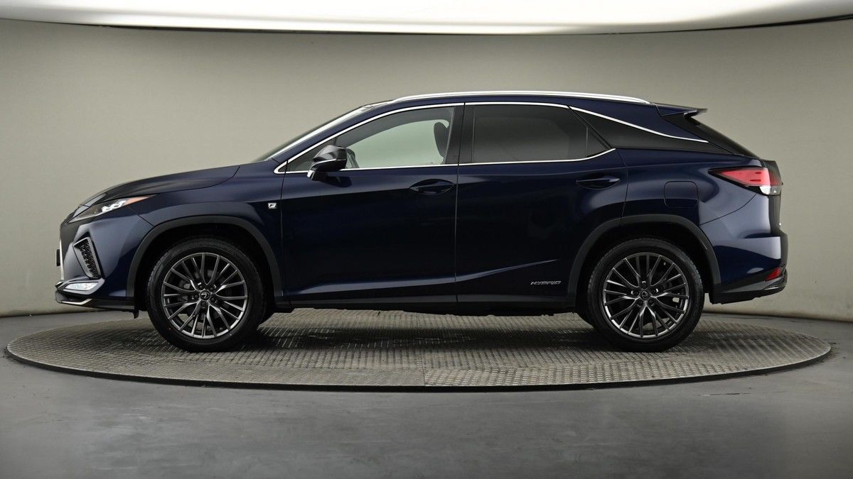 Lexus RX Image 23