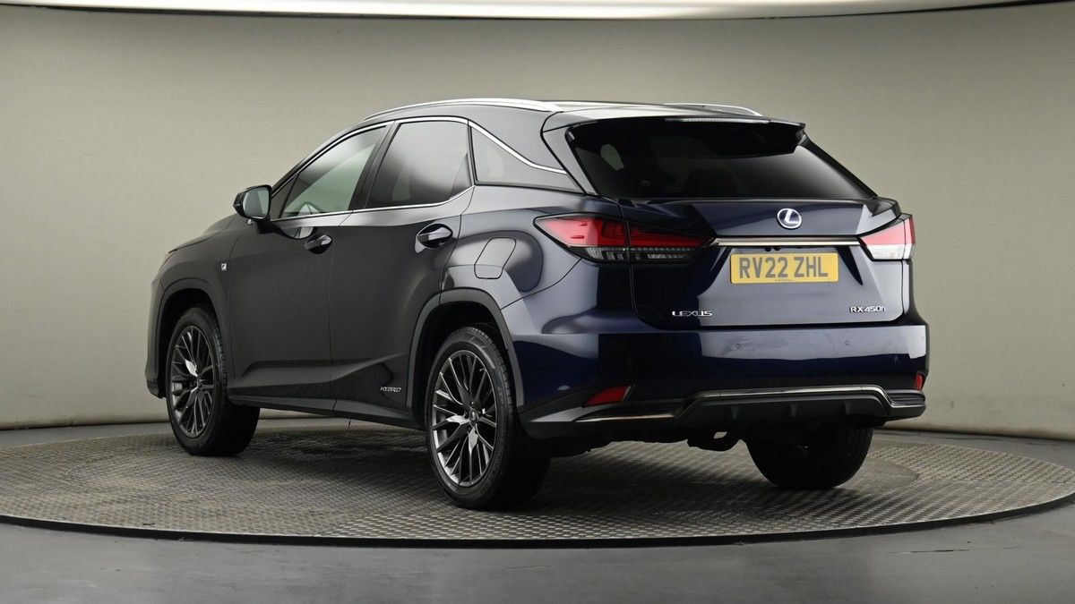 Lexus RX Image 24