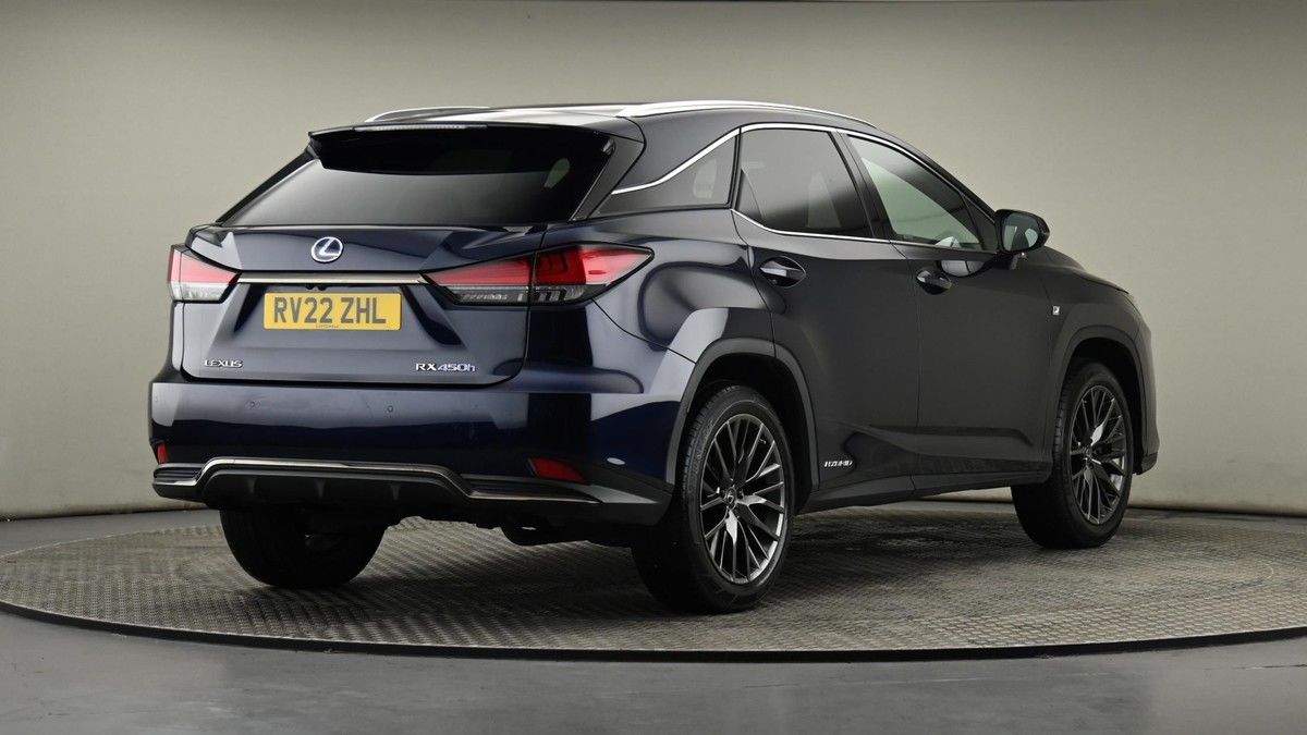 Lexus RX Image 26