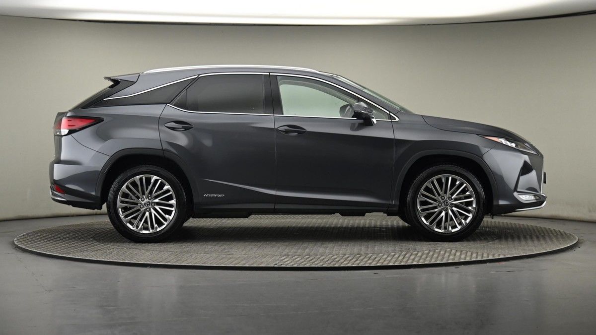 Lexus RX Image 27