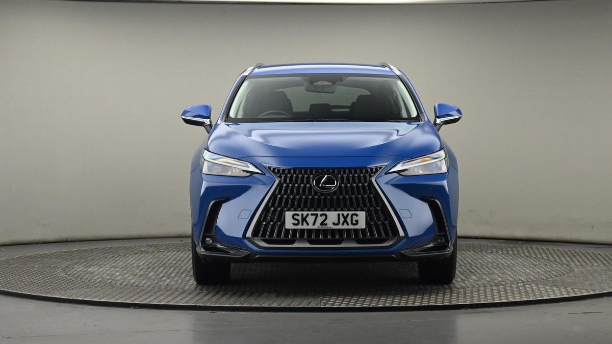 Lexus NX Image 21