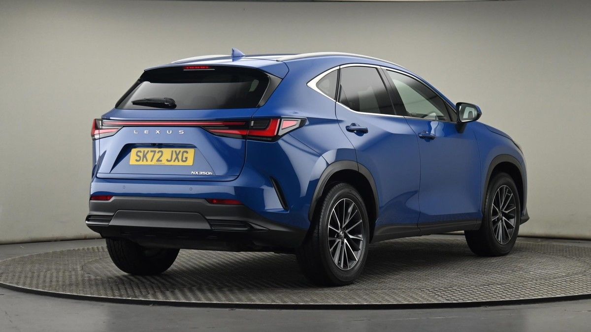 Lexus NX Image 26