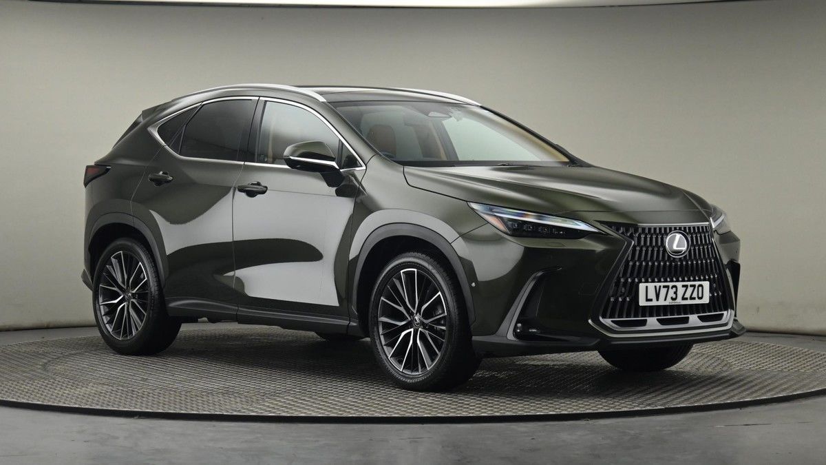 Lexus NX Image 20