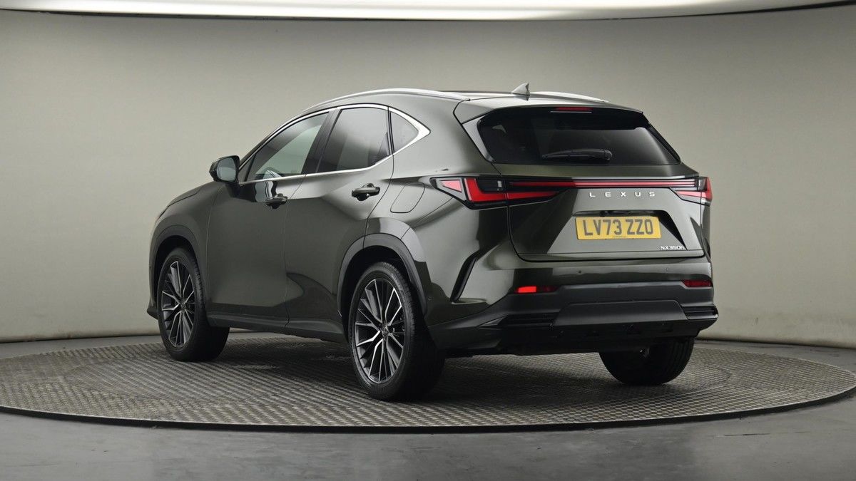 Lexus NX Image 24