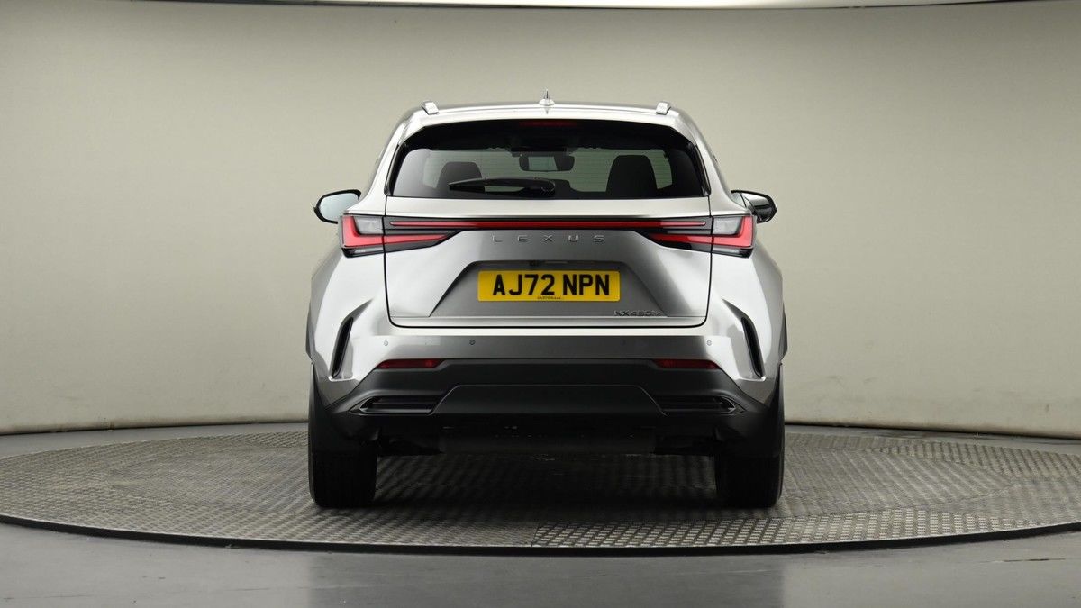 Lexus NX Image 25