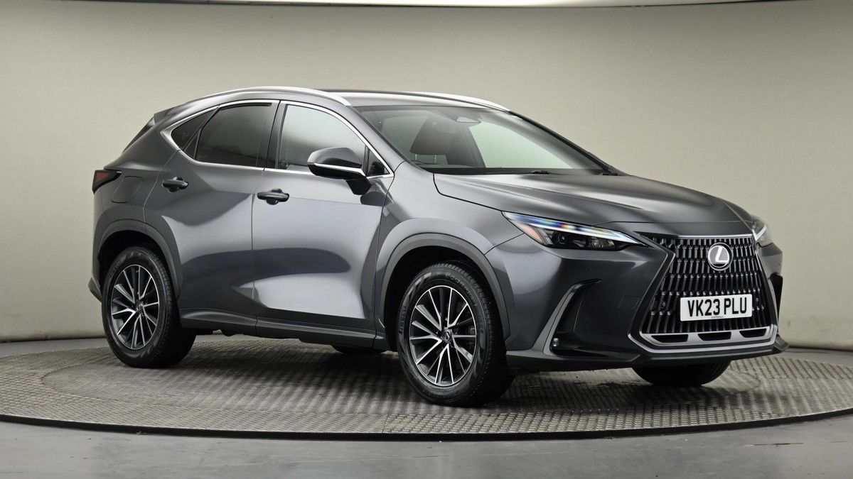 Lexus NX Image 19