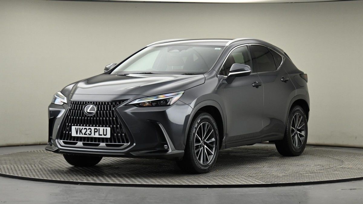 Lexus NX Image 21