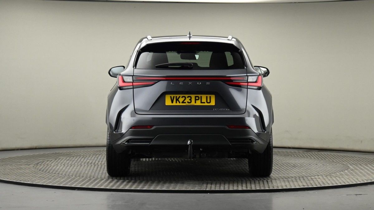 Lexus NX Image 50