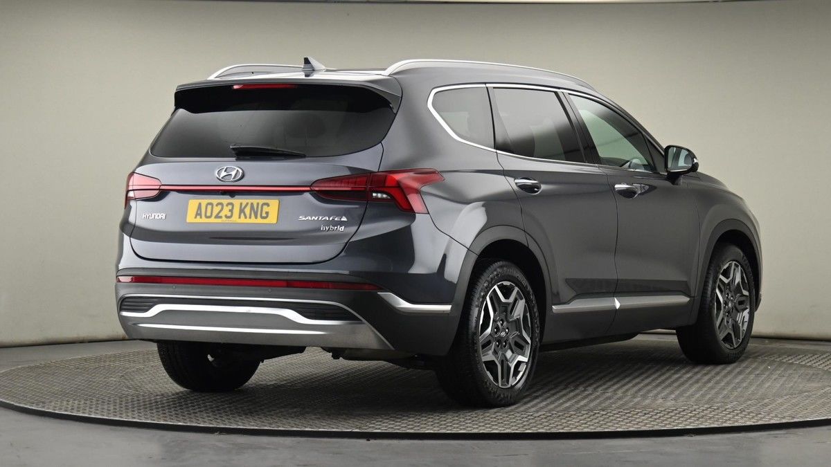 More views of Hyundai Santa Fe