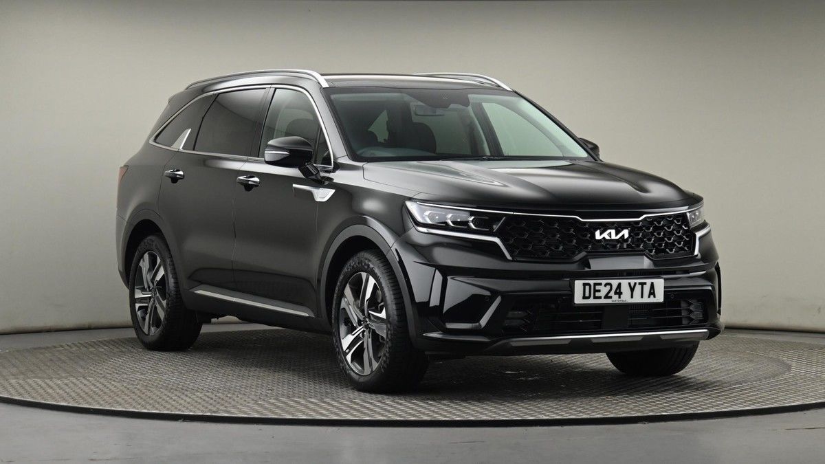 More views of Kia Sorento