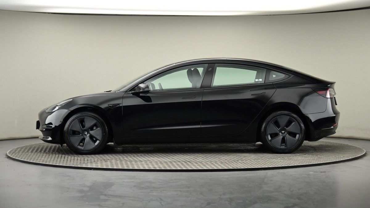 Tesla Model 3 Image 23