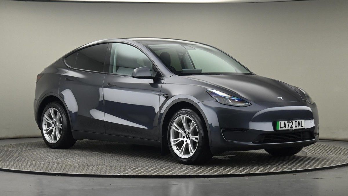 Tesla Model Y Image 20