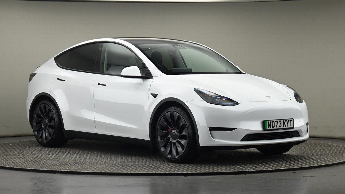 Tesla Model Y Image 20