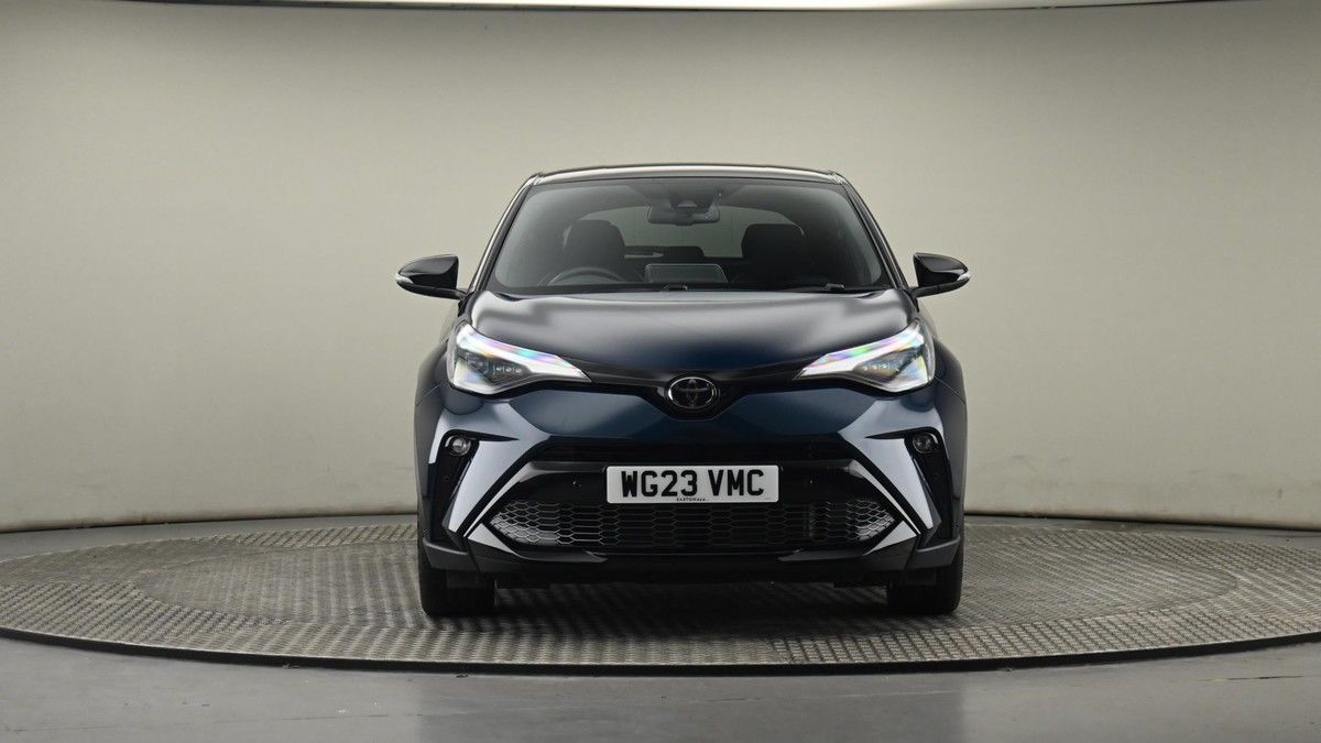 Toyota C-HR Image 21