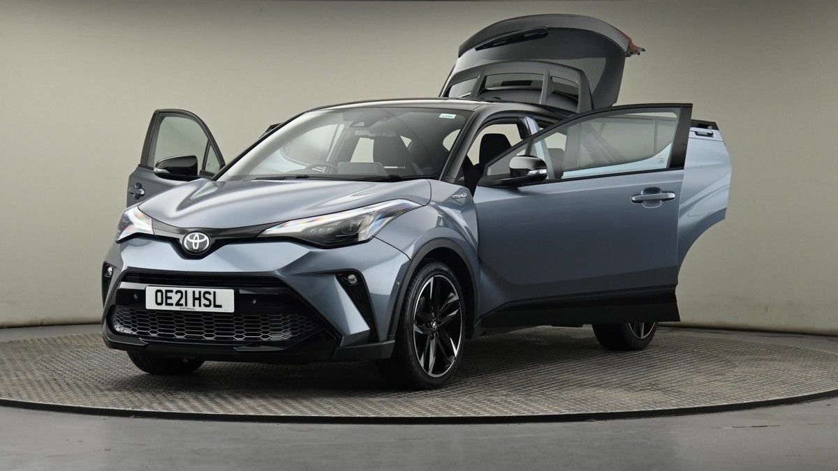 Toyota C-HR Image 27