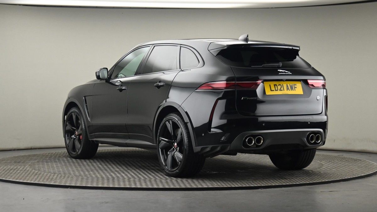 Jaguar F-PACE Image 24