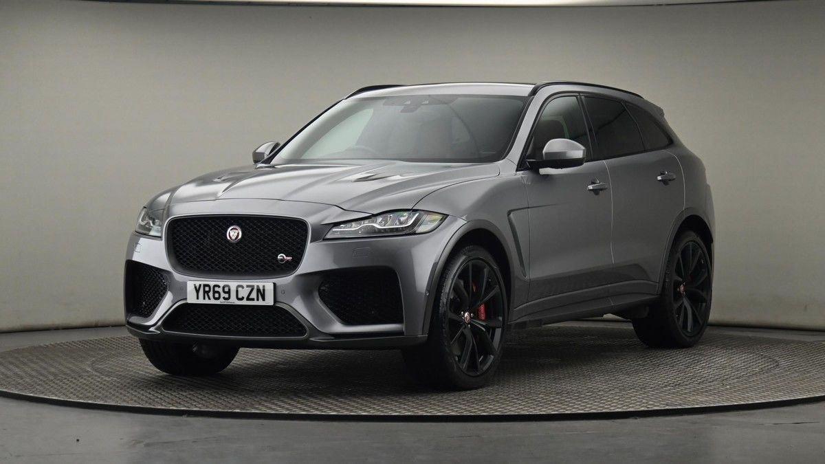 Jaguar F-PACE Image 22