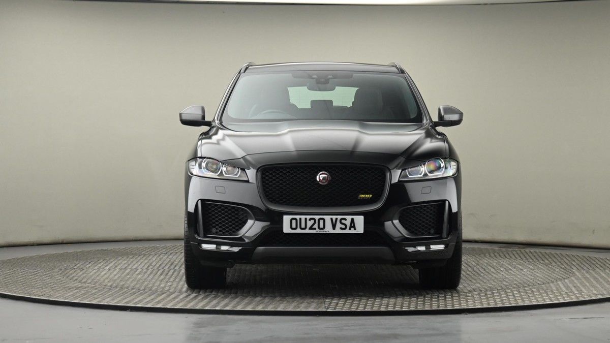 Jaguar F-PACE Image 105