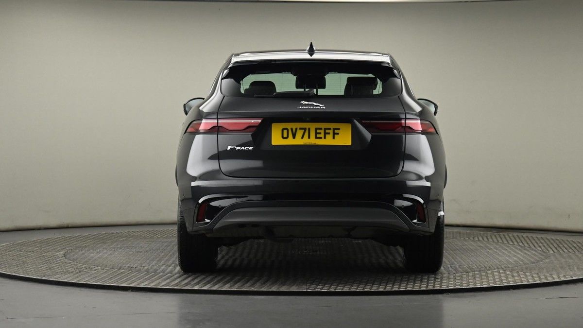 Jaguar F-PACE Image 25