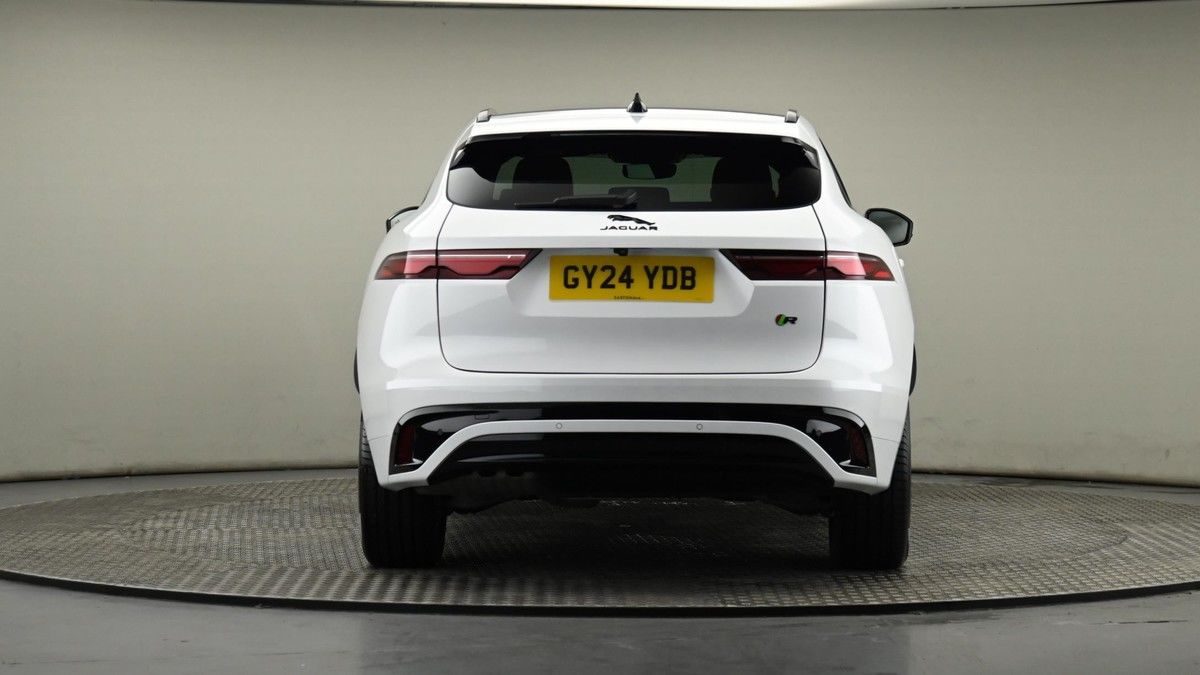 Jaguar F-PACE Image 25