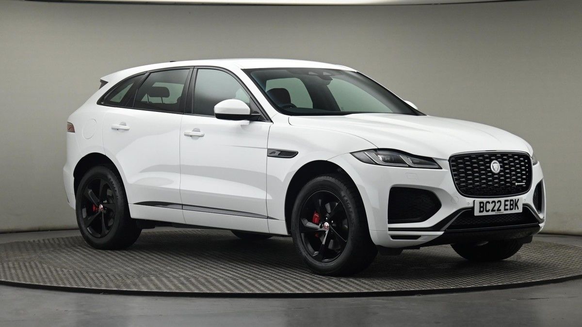 Jaguar F-PACE Image 20