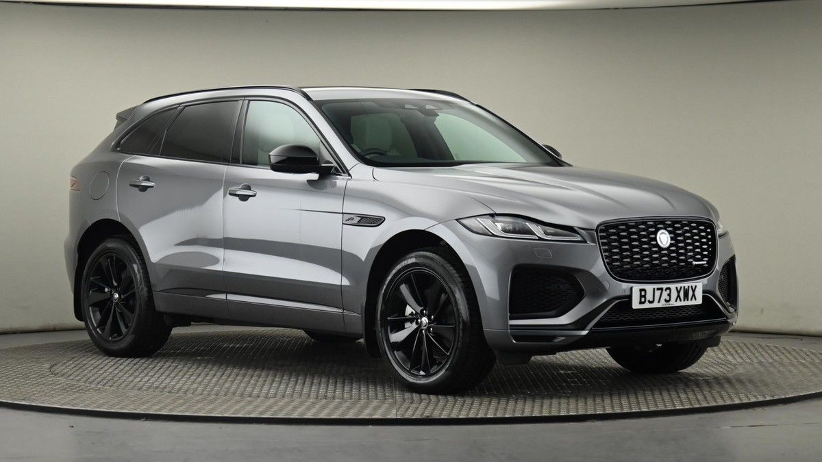 Jaguar F-PACE Image 20