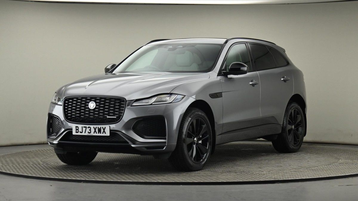 Jaguar F-PACE Image 22