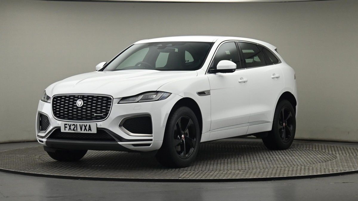 Jaguar F-PACE Image 22