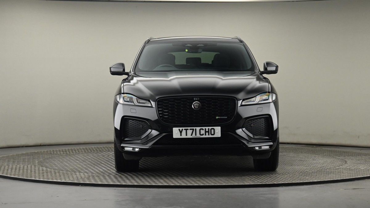 Jaguar F-PACE Image 21