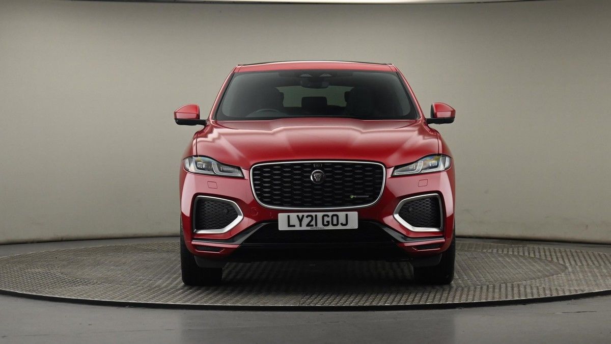 Jaguar F-PACE Image 21