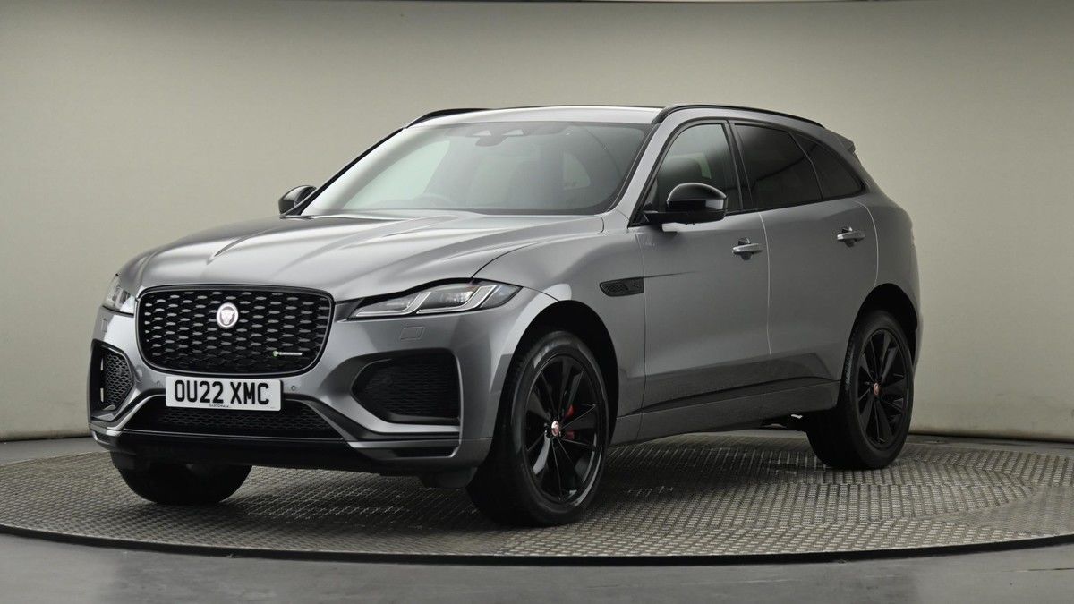 Jaguar F-PACE Image 22